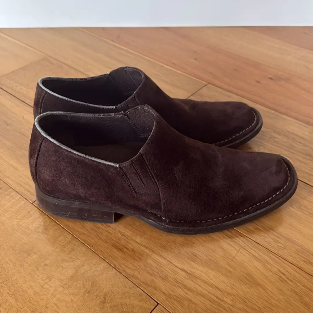 Brown suede Hush Puppies